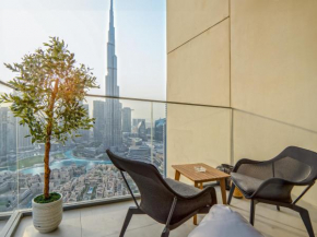 EasyGo - 3BR & Maid with full Burj Khalifa and fountain view Burj Royale DW